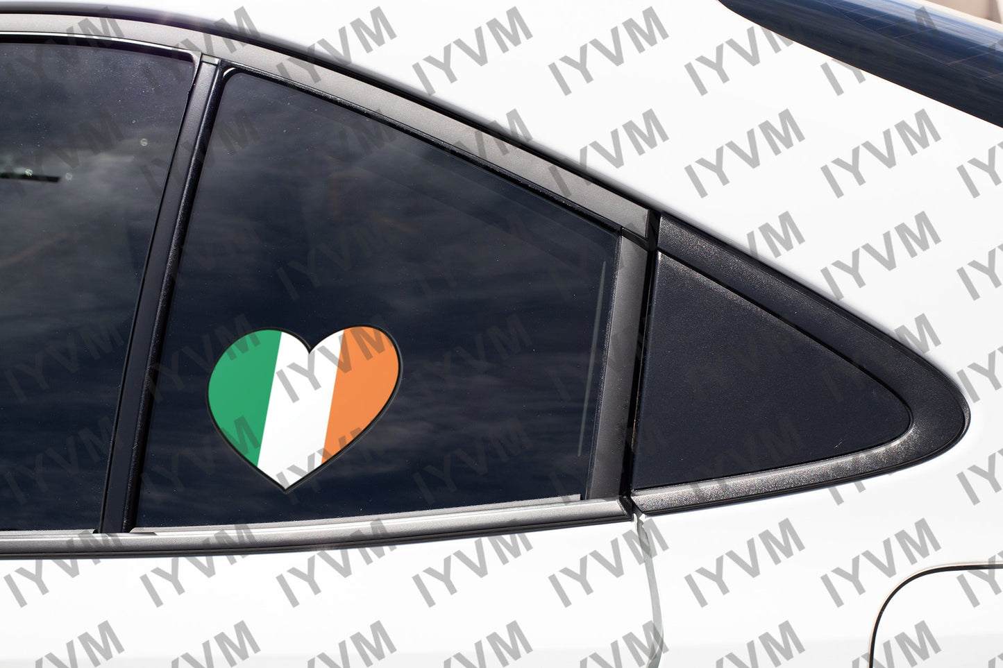 Ireland Flag Heart Sticker Decal / Éire / Airlann / Northern Ireland / Irish / Belfast