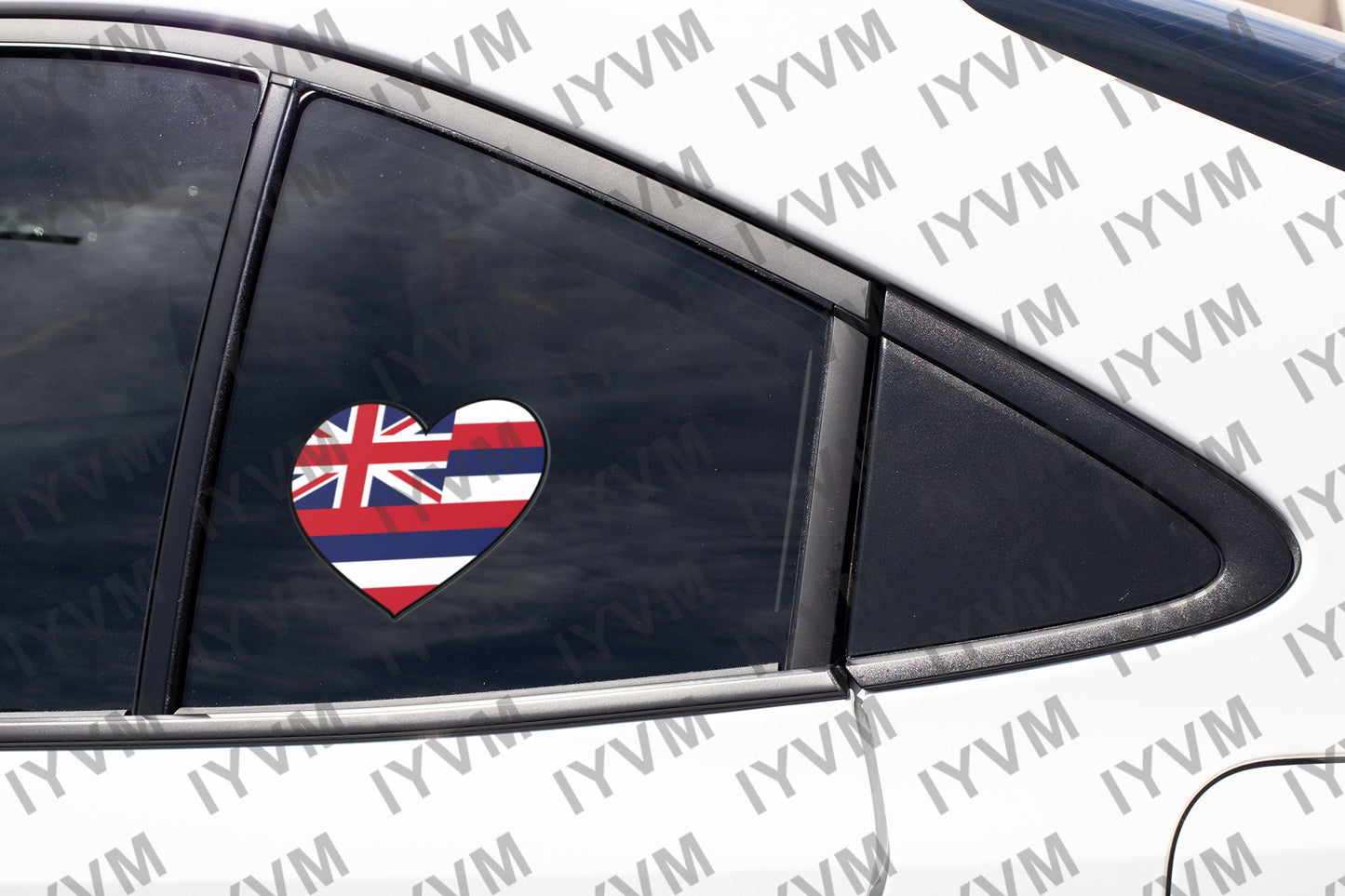 State of Hawaii Flag Heart Sticker Decal  USA Hawaii State  Honolulu  The Aloha State  Paradise of the Pacific  Pineapple State / Rainbow