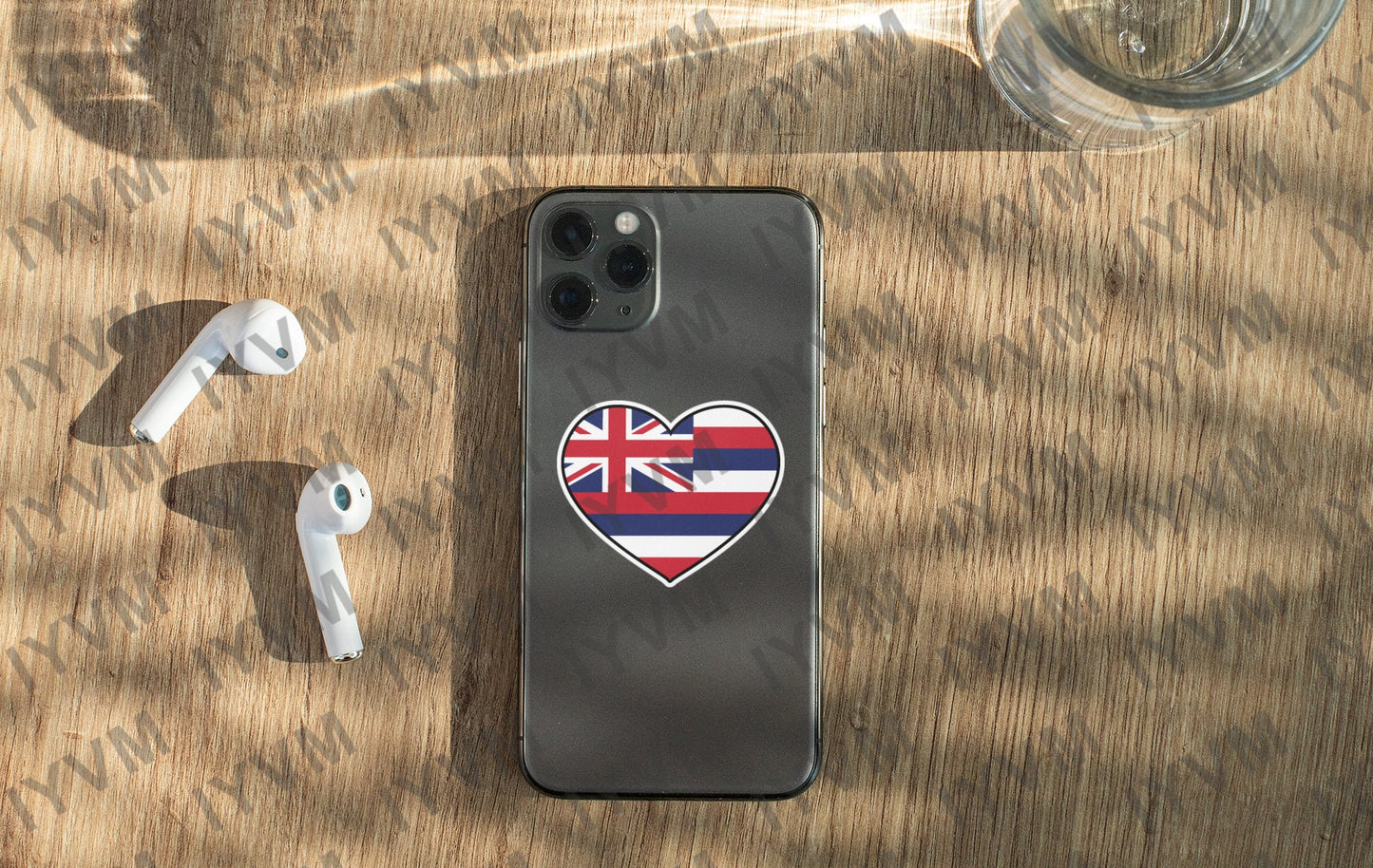 State of Hawaii Flag Heart Sticker Decal  USA Hawaii State  Honolulu  The Aloha State  Paradise of the Pacific  Pineapple State / Rainbow