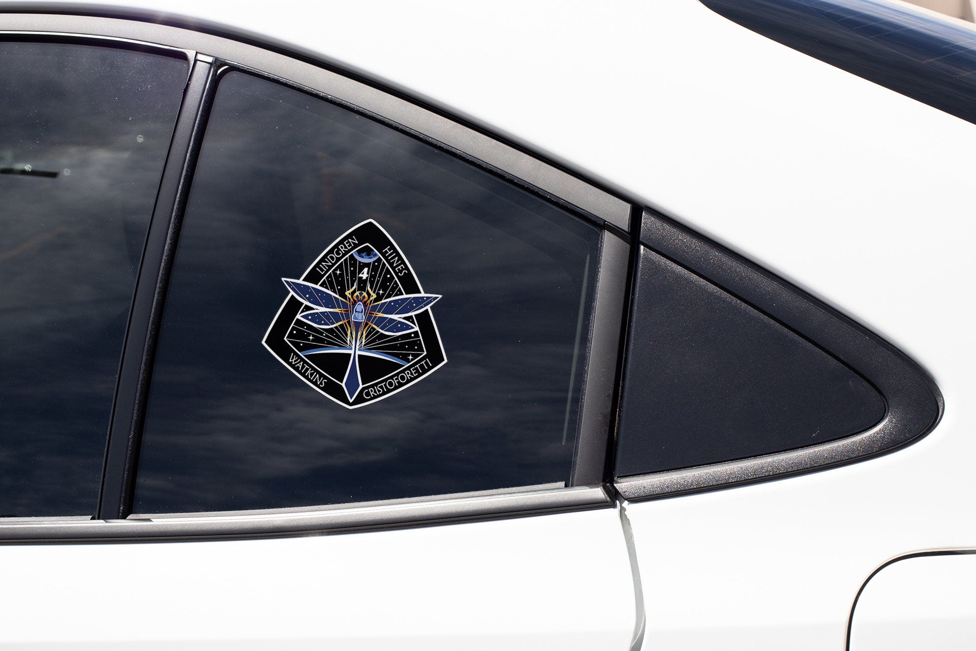a close up of a car's side mirror